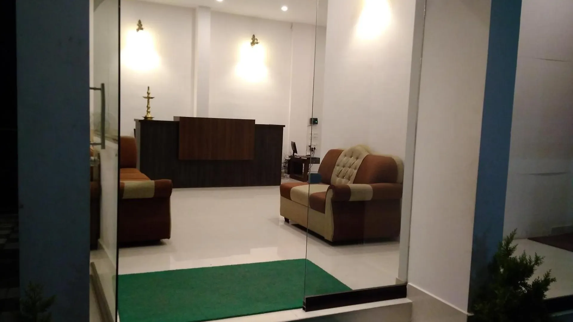 Highrange Plaza Bed & Breakfast Thekkady 2*,