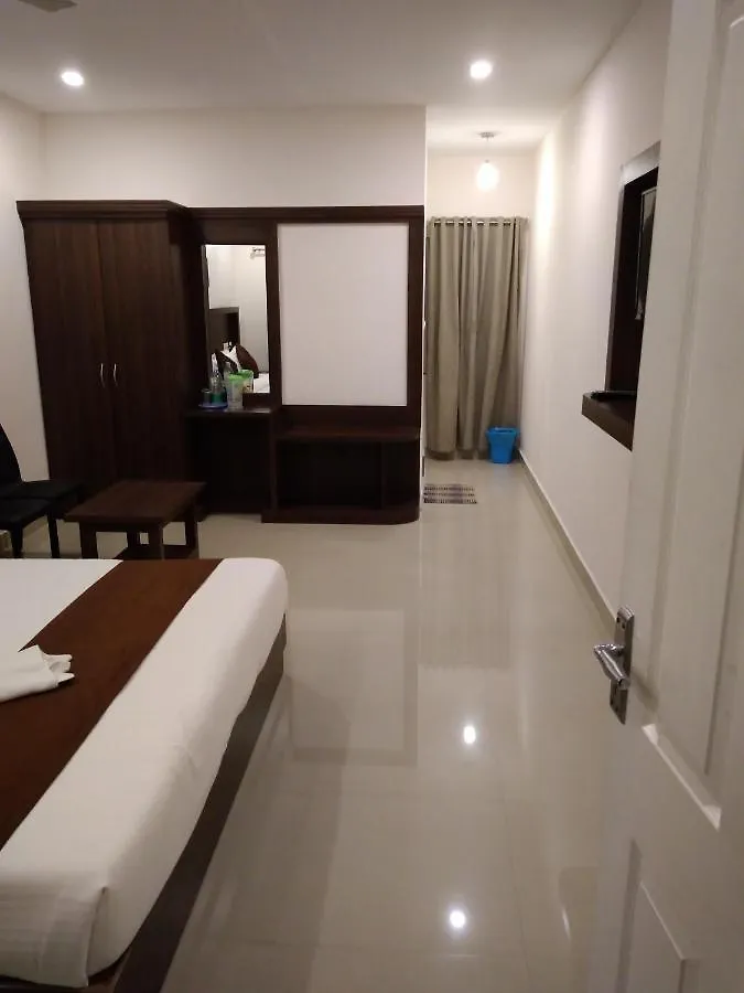 Highrange Plaza Bed & Breakfast Thekkady India